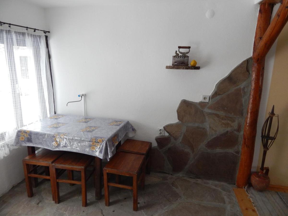 Villa Etno Kuca Nikolov Dimitrovgrad Exterior foto
